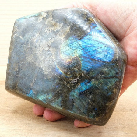 Bloc de Labradorite N°36 - 1108g (Madagascar) - Nature Minérale