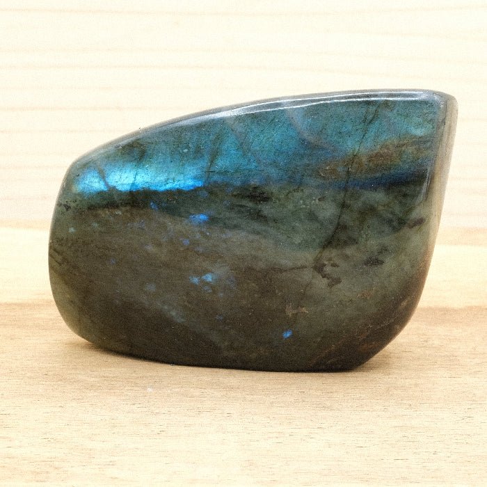 Bloc de Labradorite N°38 - 299g (Madagascar) - Nature Minérale
