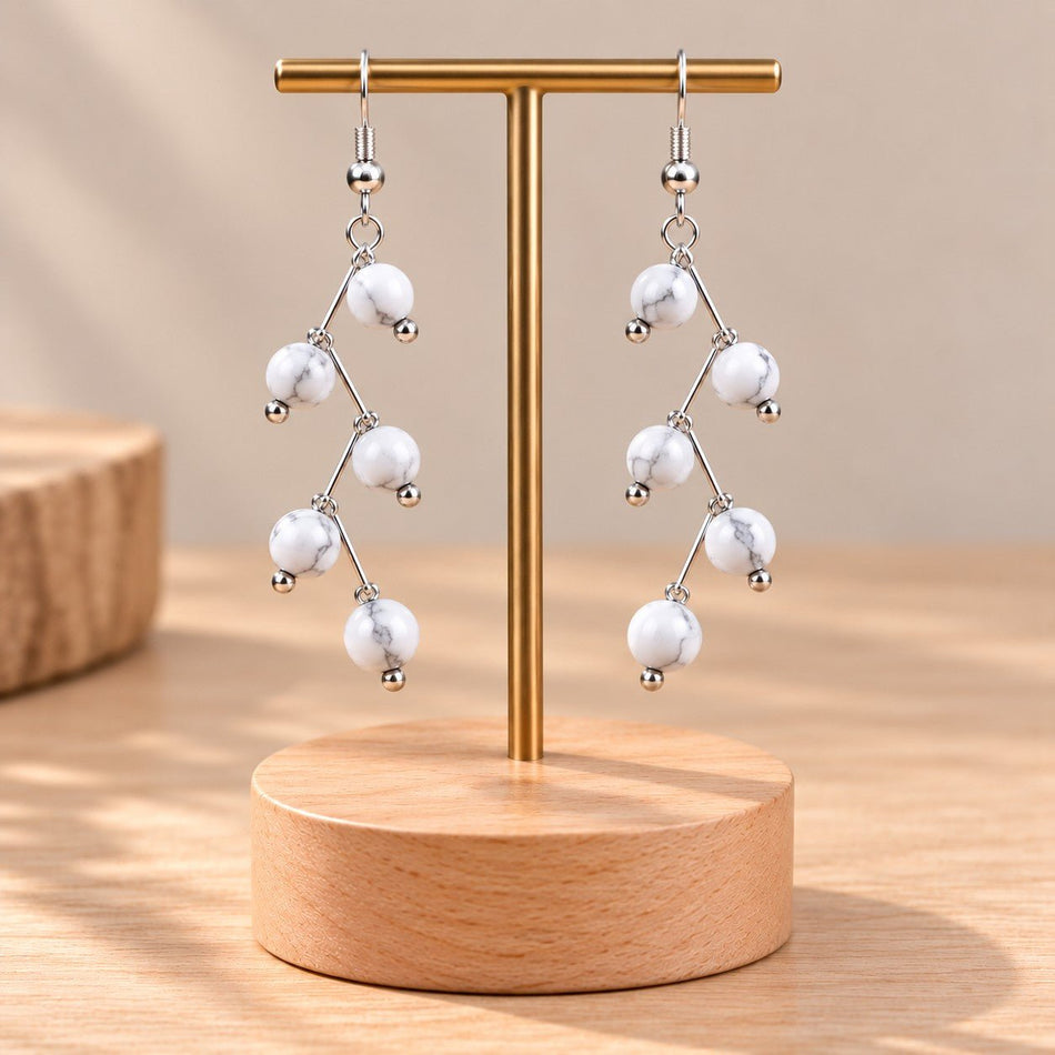 Boucles d'oreilles boules 6mm Howlite Blanche "Les excentriques" - Nature Minérale