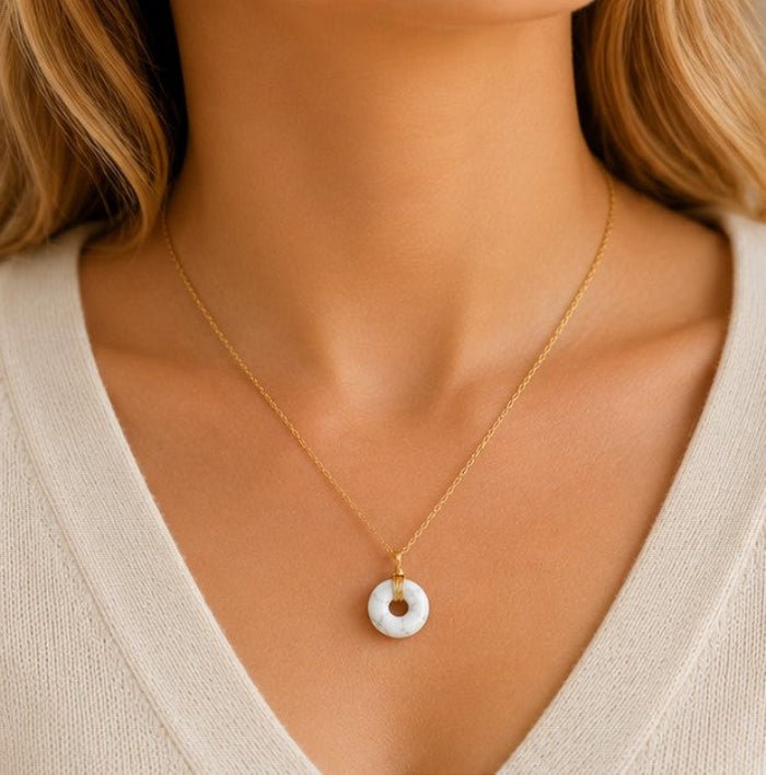 Collier donut en Howlite Blanche (Zimbabwe) - Nature Minérale