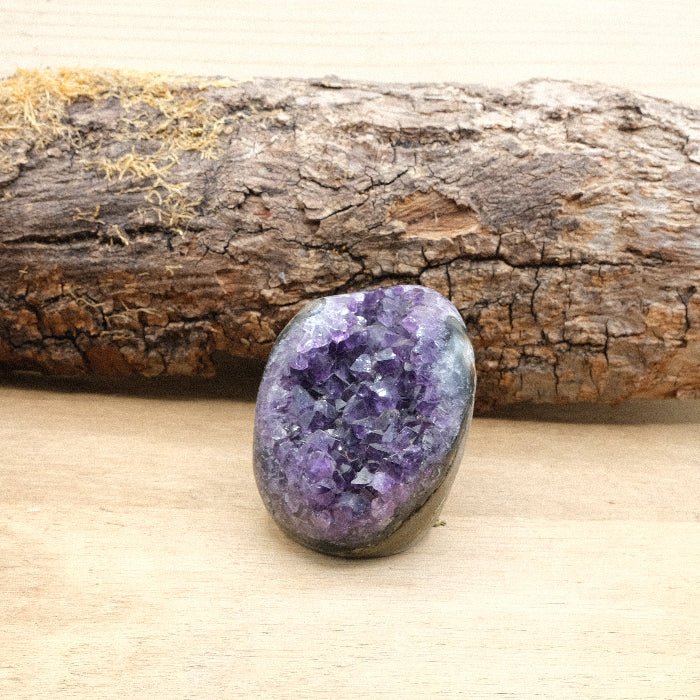 Géode d'Améthyste bords polis AAA - 238g n°451 - Nature Minérale