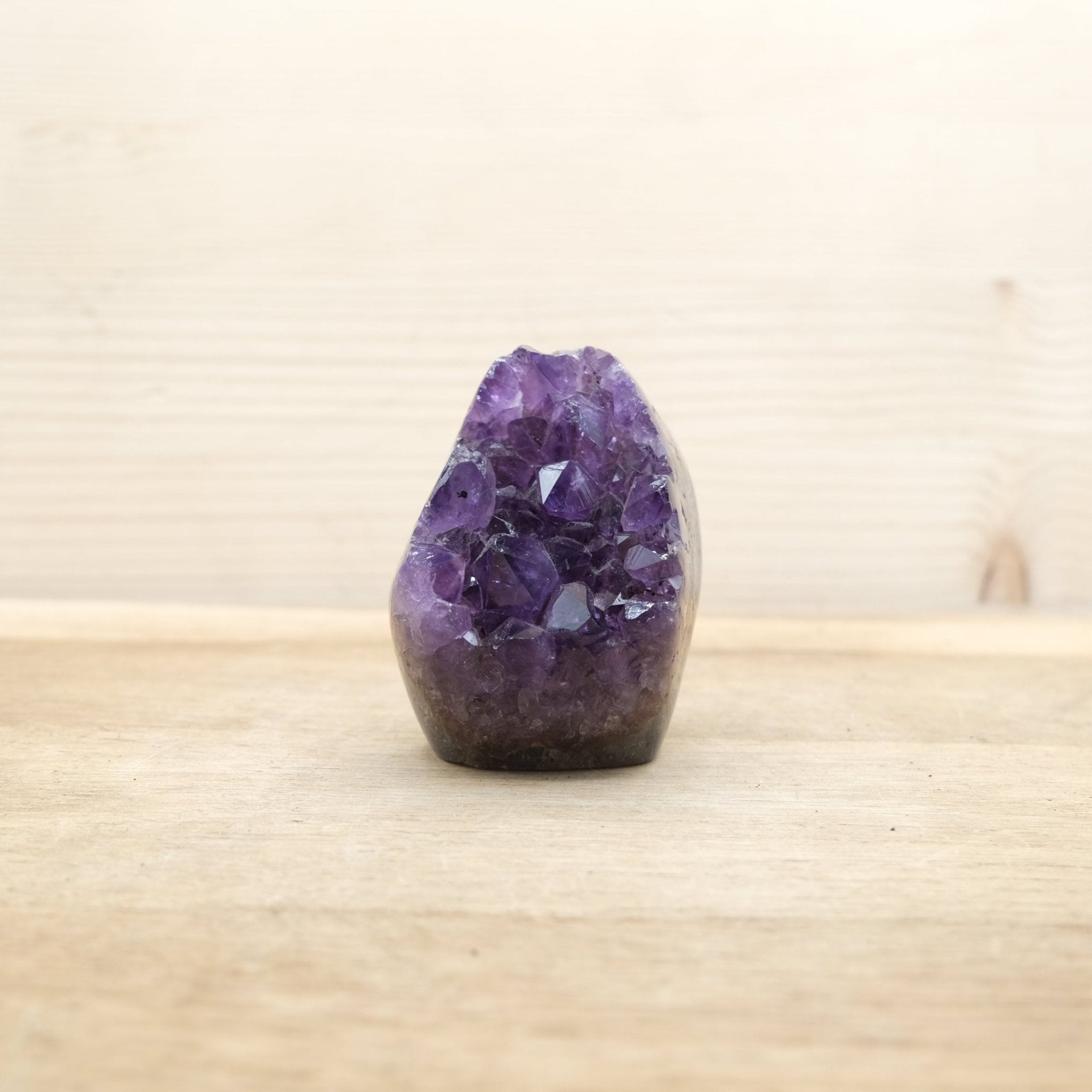 Géode d'Améthyste bords polis AAA - 251g n°470 - Nature Minérale