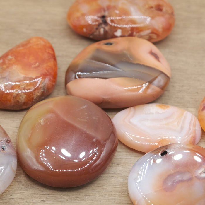 Pierre plate Cornaline AA (Madagascar) - Nature Minérale