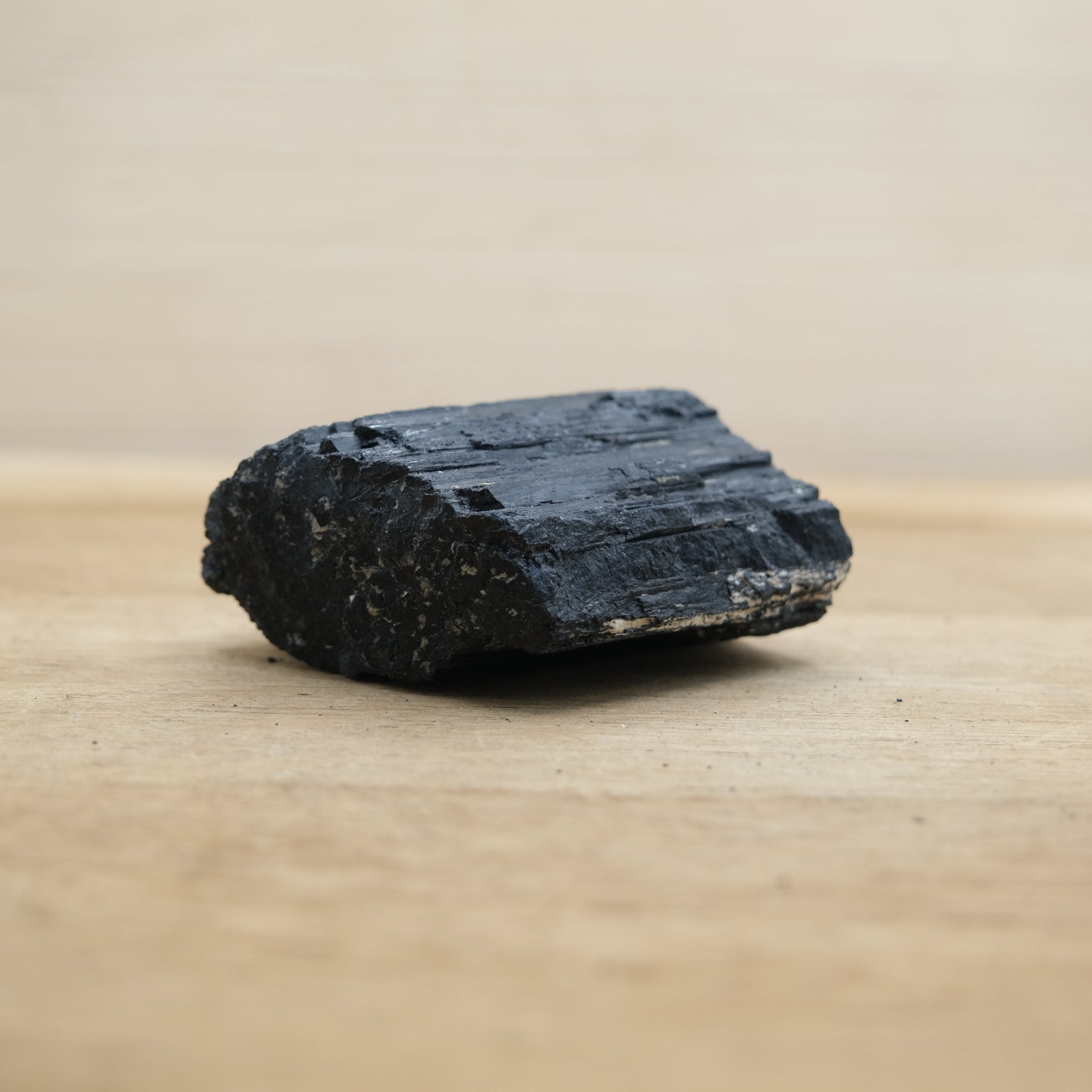 Tourmaline noire brute 173g (Brésil) - Nature Minérale