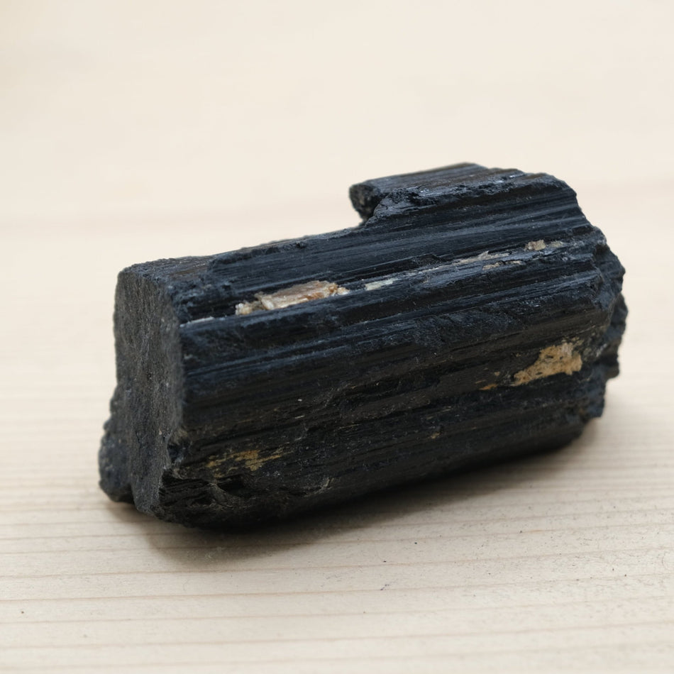 Tourmaline noire brute n° 106/ 192g (Brésil) - Nature Minérale